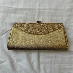 Gold Clutch with small Chain